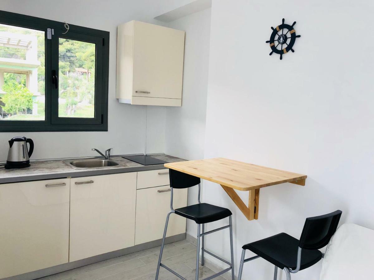 La Casa Al Mare Aparthotel Mola Kalyva Luaran gambar